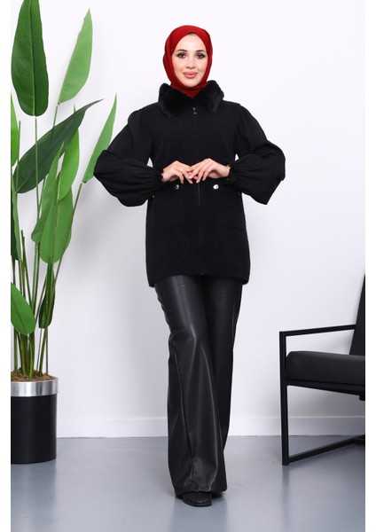 Siyah Yaka Kürklü Cepli Triko Yelek fiyatları