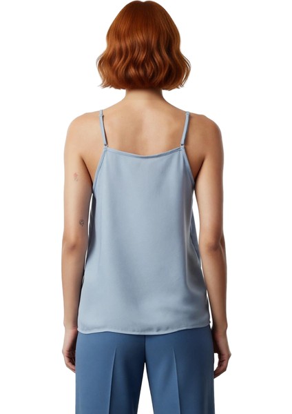 Kadın V Yaka Ince Askılı Düz Dokuma Bluz Günlük Şıklık ve Konfor Kaliteli Şık Rahat Modern fırsatları