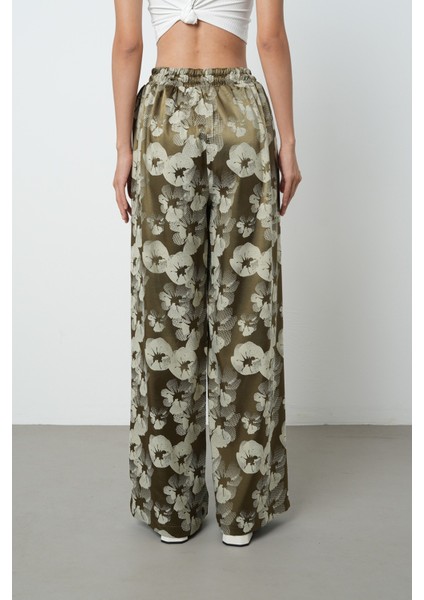 Kadın Haki - Bej Renk Desenli Bol Paça Beli Lastikli Pantolon indirimleri