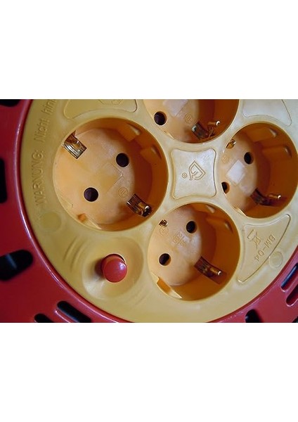 Light One Makaralı Uzatma Kablosu 3 x 1,5 mm (4 Priz, 15 M) Siyah fiyatları