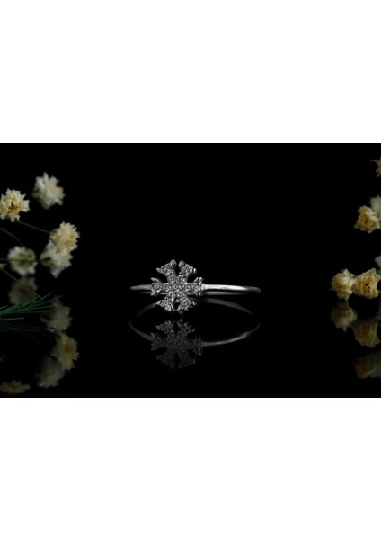 Kar Taneleri Yüzük