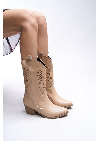 Kadın Çizme Vegan Malzemeden Şık Tasarım 6 cm Topuk Yüksekliği ile Rahat Kullanım