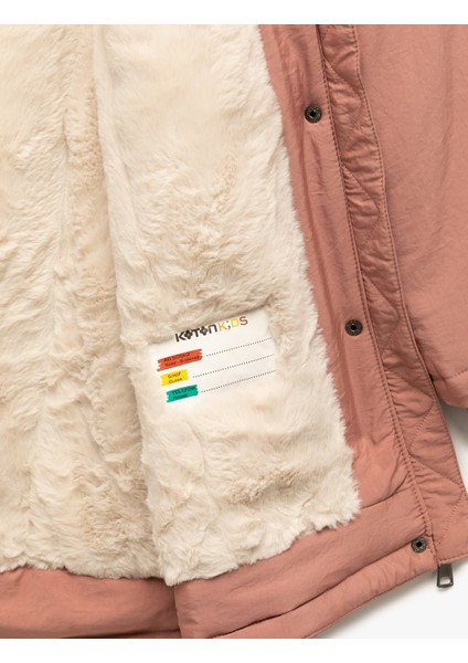 Peluş Detaylı Uzun Kollu Cepli Kapşonlu Mont fırsatları