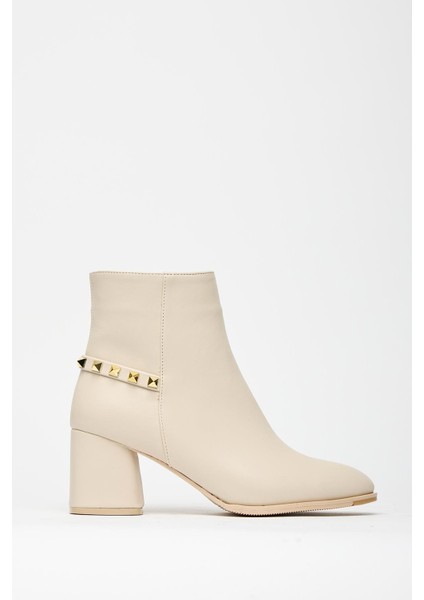 Bej Kadın Topuklu Fermuarlı Arka Zımba Detaylı Kışlık Bot modelleri