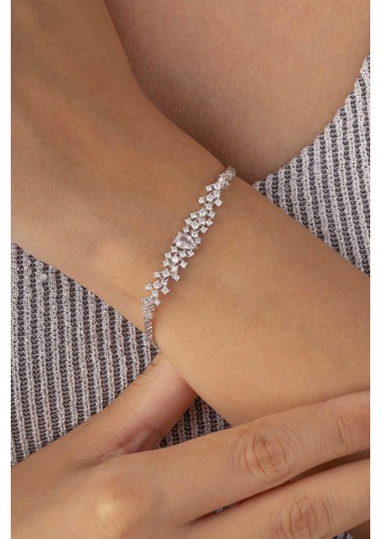 Pırlanta Montür 4 Tırnaklı Su Yolu 925 Ayar Gümüş Bileklik