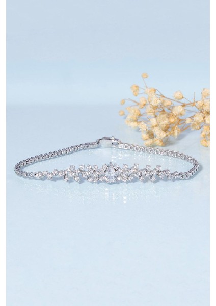 Pırlanta Montür 4 Tırnaklı Su Yolu 925 Ayar Gümüş Bileklik fırsatları