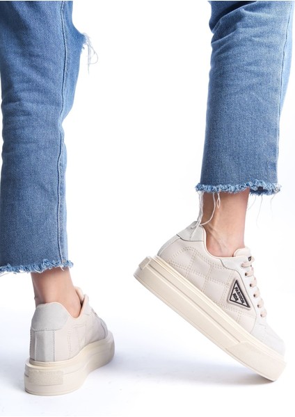 Prag Bağcıklı Ortopedik Taban Desenli Kadın Sneaker Spor Ayakkabı Ckt - Krem fiyatları
