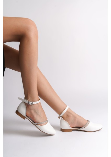 Monıca Tokalı Ortopedik Rahat Taban Taş Detaylı Kadın Babet Ayakkabı Ckt - Beyaz