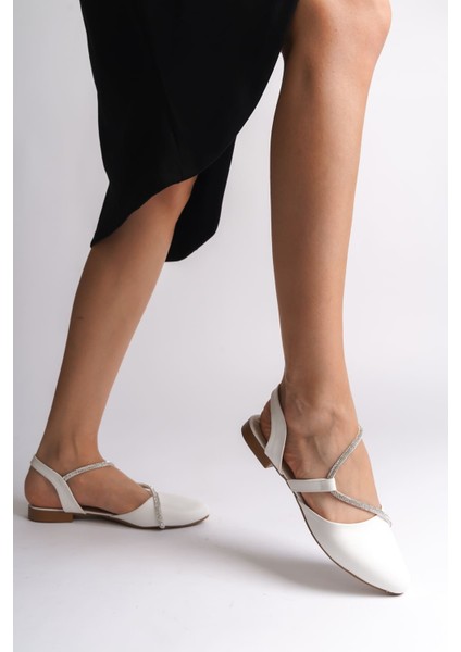 Hannah Lastikli Ortopedik Rahat Taban Taş Detaylı Kadın Babet Ayakkabı Ckt - Beyaz fiyatları