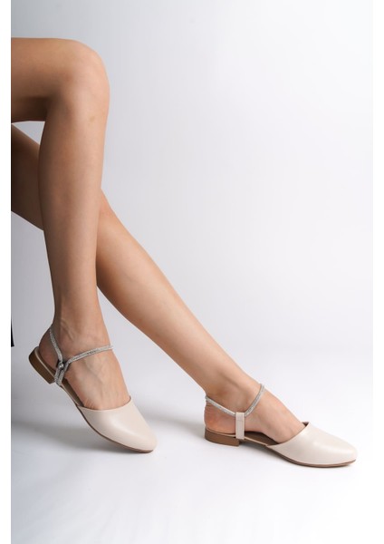 Arıana Lastikli Ortopedik Rahat Taban Bilekten Taş Detaylı Kadın Babet Ayakkabı Ckt - Krem