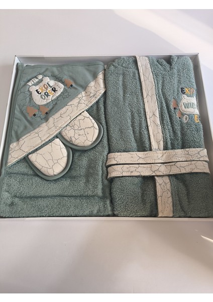 5'li Bornoz Seti 0-2 Yaş % 100 Organik Pamuk (Bornoz+Banyo Havlusu+Banyo Kesesi+Kemer+Terlik)