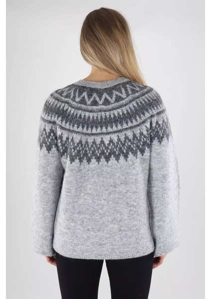 Kadın Onlreykja Desenli Sıfır Yaka Yünlü Kazak 15353221 Gri fiyatları