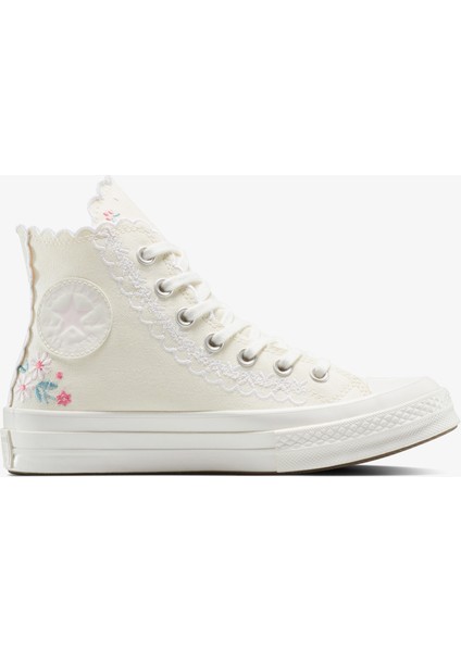 Chuck Taylor Embroidered Kadın Krem Sneaker
