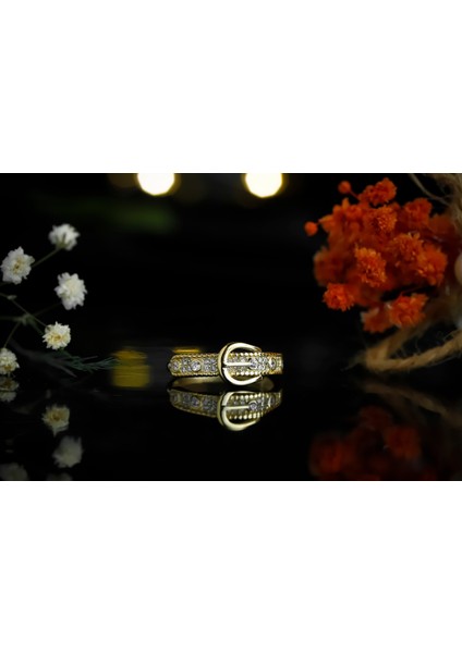 Parlayan Kemer Yüzük