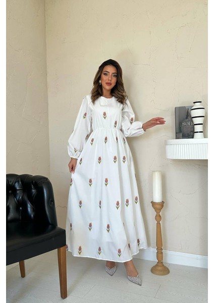 Lale Desenli Brode Elbise