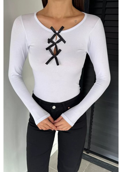 Önü Fiyonk Detaylı Uzun Kol Kadın Body Bluz P-00018941 fiyatları