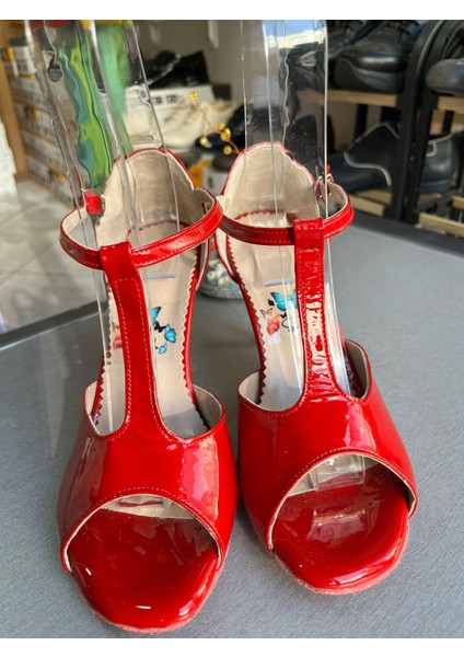 T Model Kırmızı Rugan 8,5 cm 13 Pont Tango, Dans ve Salon Ayakkabısı fiyatları