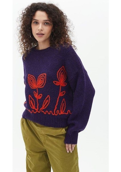 Bisiklet Yaka Çiçek Nakışlı Triko Kazak modelleri