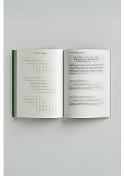 Ahlâ Ramazan Ajandası 14.5x21 Kırmızı Renkli 100'den Fazla Karekodlu