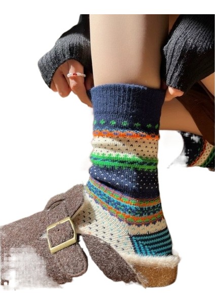 Kadın Çorapları Kalın Çizgi Haki Retro Etnik Tarzı Ins Trend Orta Bozul Yığın Çorapları (Yurt Dışından)
