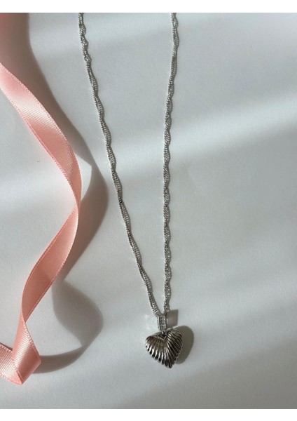 Xuping Kalp Model Bombeli Zirkon Taşlı Silver Renk Kolye indirimleri