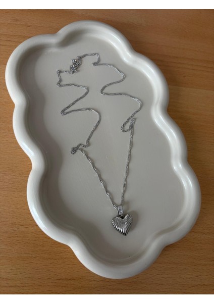 Xuping Kalp Model Bombeli Zirkon Taşlı Silver Renk Kolye