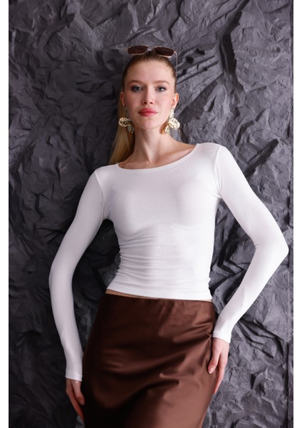 Buzzy Kumaş Uzun Kollu Kayık Yaka Bluz fırsatları