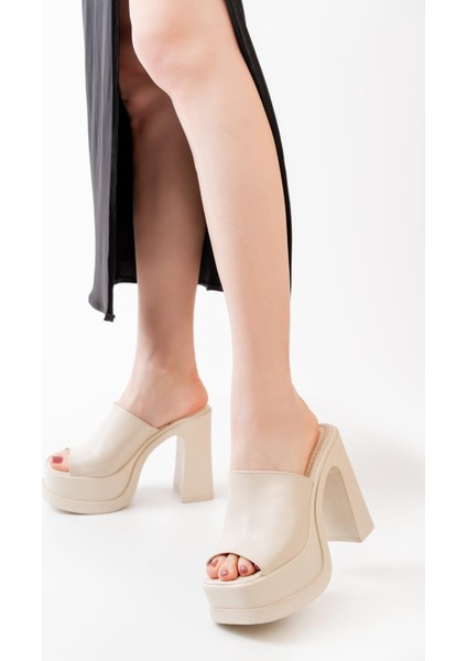 Kadın Geniş Bantlı (12CM) Ortapedik Platform Terlik Krem
