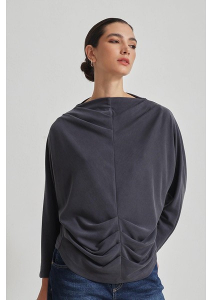 Füme Büzgü Detaylı Uzun Kollu Bluz