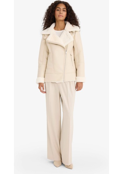 Su Geçirmez Oversize Geniş Kalıp Suni Kürk Astarlı Fermuarlı Mont F1823AX25WN fiyatları