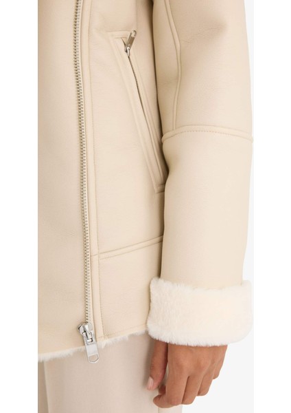 Su Geçirmez Oversize Geniş Kalıp Suni Kürk Astarlı Fermuarlı Mont F1823AX25WN indirimleri