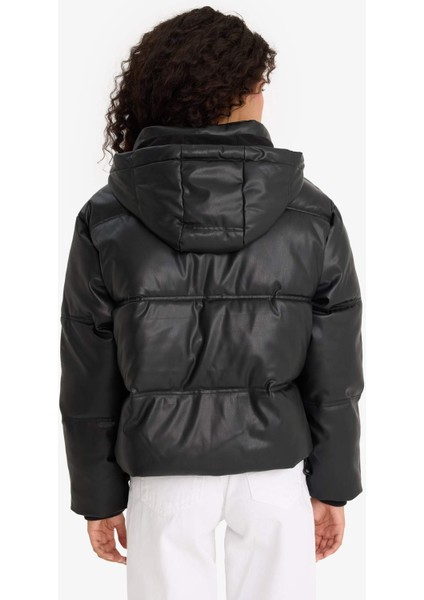 Regular Fit Kapüşonlu Polar Astarlı Suni Deri Mont F2142AX25WN