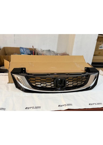 Honda Civic Fb7 2012-2016 Model Uyumlu Ön Panjur