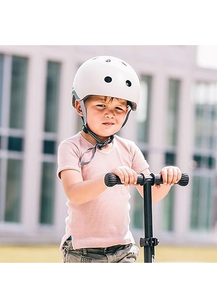 And Ride Ayarlanabilir Askılı Bebek Kaskı, Mat Kaplama, S ve M Bedenler, LED Güvenlik Işığı ve Ek Koruma Için Yumuşak Polar Dolgu Dahil fırsatları
