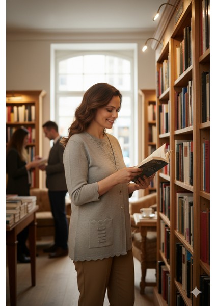 Kadın Anne Hırka Premium Pamuklu Doku Çift Cepli Önü Düğmeli Şık ve Zarif Dalga Motifli fırsatları