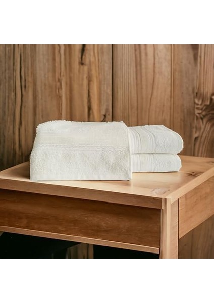 %100 Havlu Takımı Vücut Havlusu 90X140 Cm, Baş Havlusu 50X80 Cm, Ekstra Yumuşaklık (Krem) fiyatları