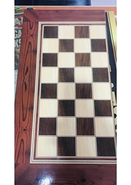 Platin Kaplama Büyük Boy Tavla Ceviz Ağaç Malzemeden 32 Adet Pul ve 2 Adet Zar ile fiyatları