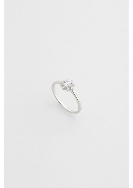 Sonsuzluk Çiçeği 18 Ayar Beyaz Altın Kaplama Gümüş Yüzük