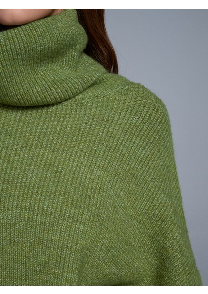 2268 Balıkçı Yaka Oversize Kazak-Açık Yeşil fırsatları