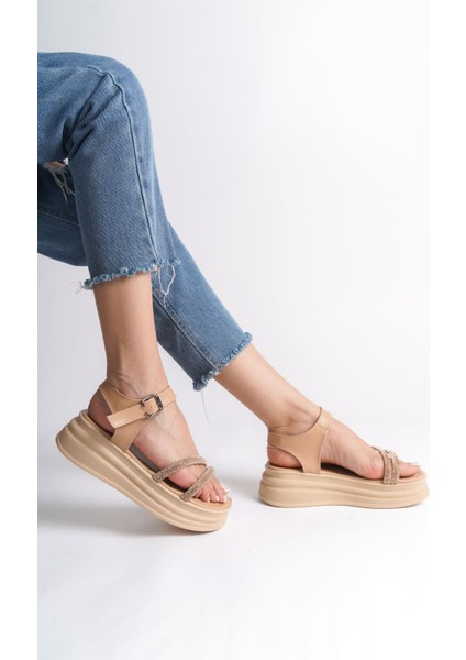 Zlohe Kalın Tokalı Taşlı Şeritli Ortopedik Taban Kadın Sandalet Ctt - Ten fiyatları