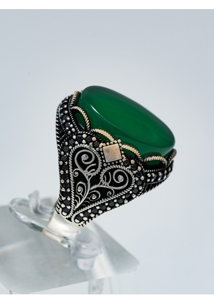 Zarif Yeşil Akik Taşlı 925 Ayar Gümüş Erkek Yüzük – Asalet ve Doğallık Bir Arada fırsatları