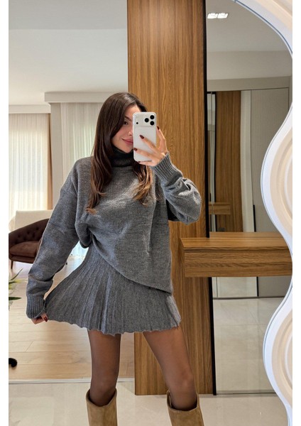 Balıkçı Yaka Triko Etekli Takım fırsatları