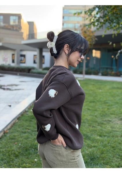 Kuzu Nakışlı Sweatshirt modelleri