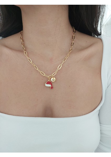 Kadın Harfi Yılbaşı Christmas Temalı Gold Kolye