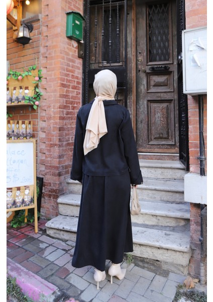 Cepli Detaylı Süet Etekli Takım indirimleri