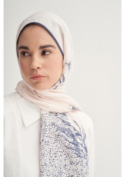 Navy Monogram Floş Şal Krem modelleri