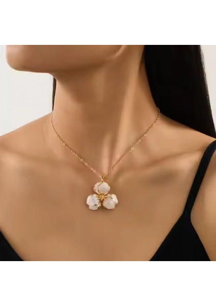 Çiçek Kolye, Sedefli Beyaz | Kararmaz & Alerji Yapmaz Takı