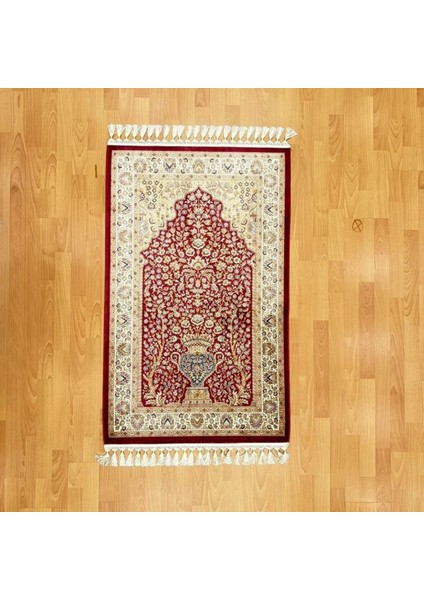 Mihrâb-I Gülzâr Motifli Ipek Seccade Kırmızı