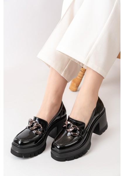 Kadın Zincir Tokalı Siyah Rugan 8 cm Topuklu Platformlu Loafer Ayakkabı Siyah fiyatları