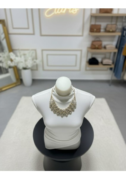 Ekru Kolsuz Boğazlı Asimetrik Kesim Fit Elbise / Bluz indirimleri